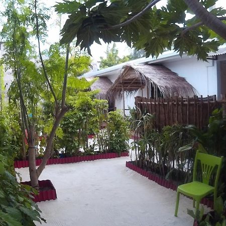 Отель Maafushi View Экстерьер фото