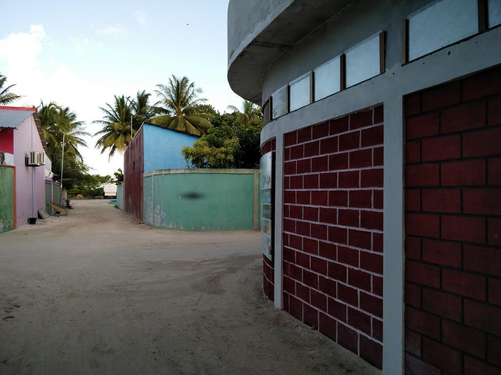Отель Maafushi View Экстерьер фото