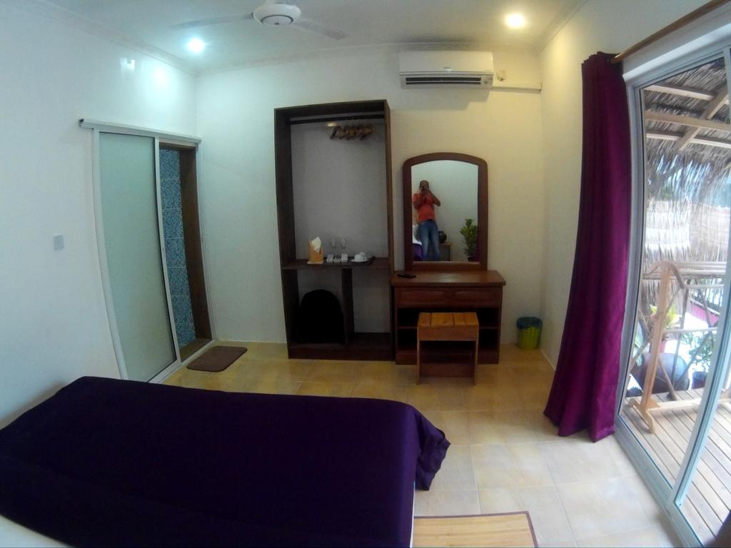 Отель Maafushi View Экстерьер фото