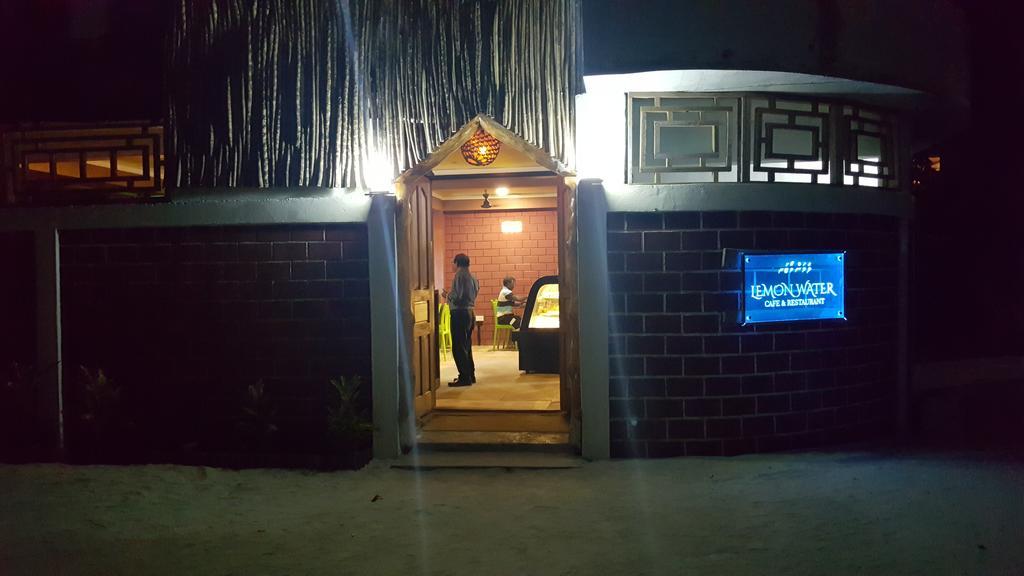 Отель Maafushi View Экстерьер фото